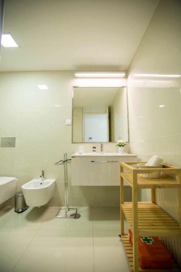 Almada Story Apartments By Porto City Hosts ภายนอก รูปภาพ