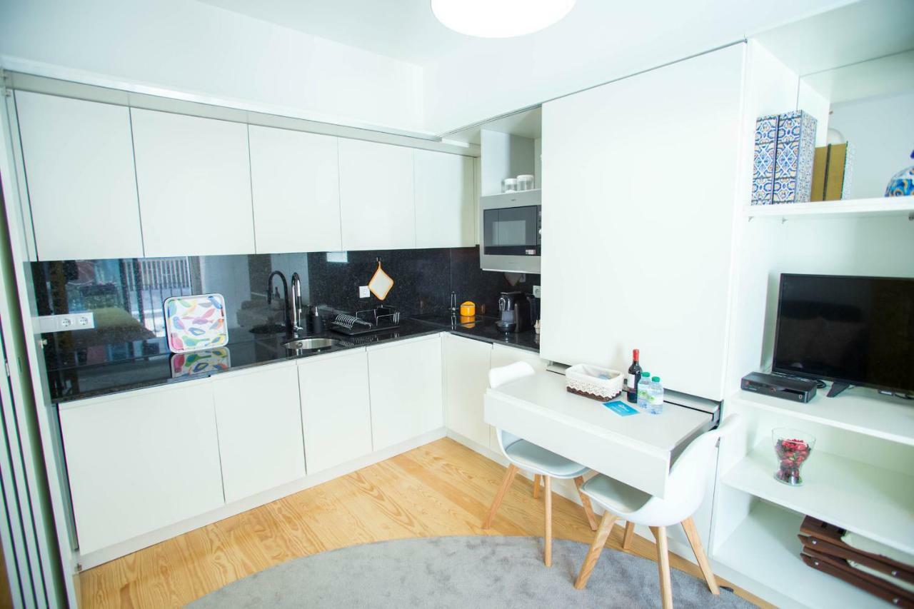 Almada Story Apartments By Porto City Hosts ภายนอก รูปภาพ